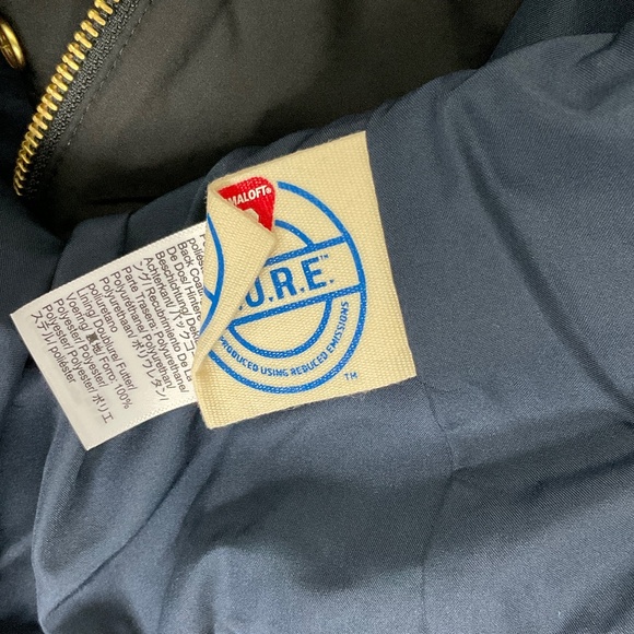 J. Crew Women's Quilted Barn Vest - Picture 5 of 9